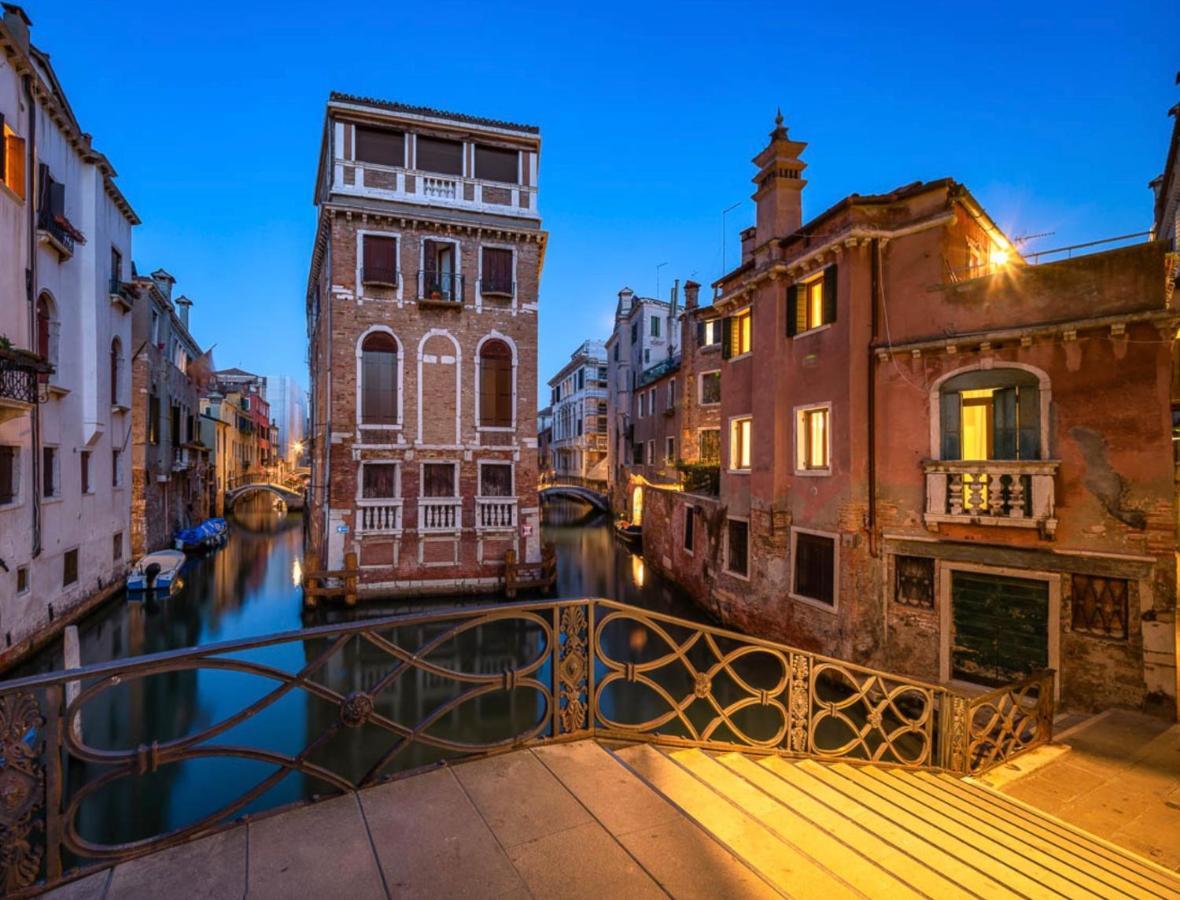 Ca Zulian Amazing Canal View Apartment Венеция Экстерьер фото